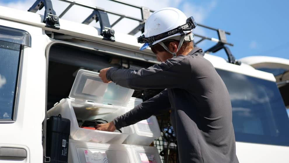 品質をチェックをしている写真01